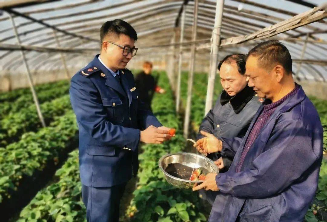 市市场监管局邵家渡所所长张加鑫说"接下来,我们也将立足服务职能