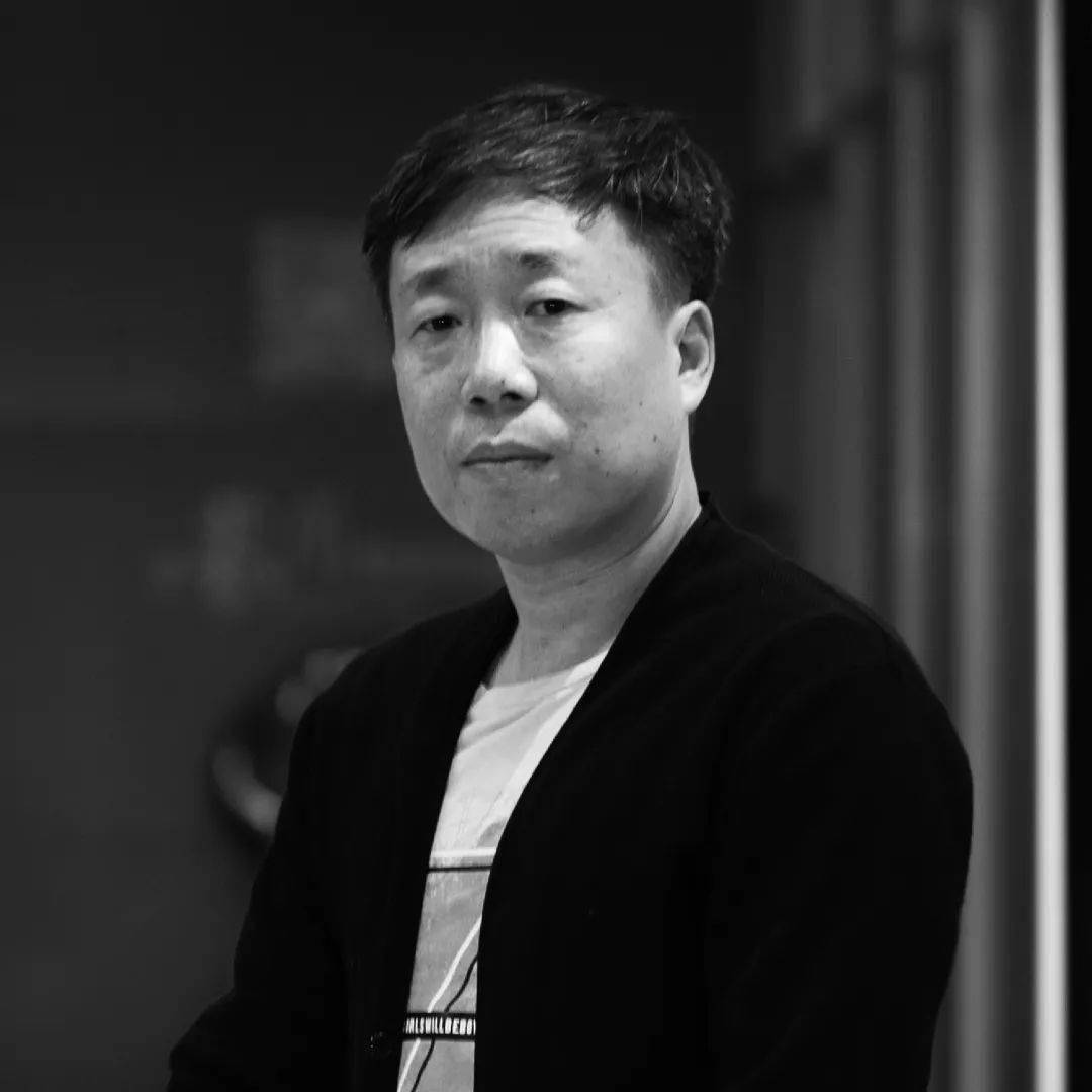 任磊独立艺术家/亚洲雕塑协会(中国)雕塑协会会员/中国工艺美术学会雕塑专