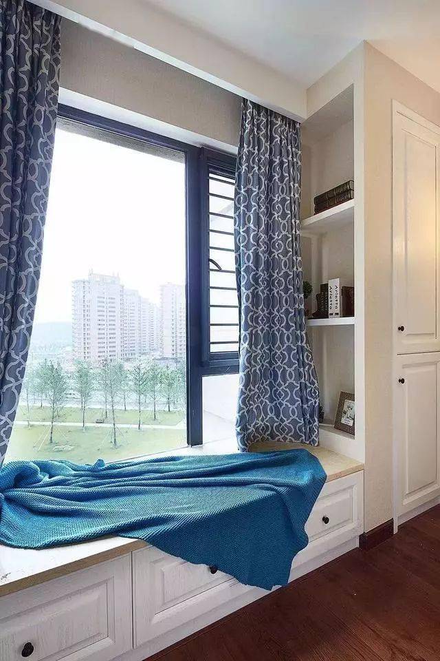 飘窗不能砸改造的方案 cce2079cc3b546be8c7777c7a96cff54.jpeg