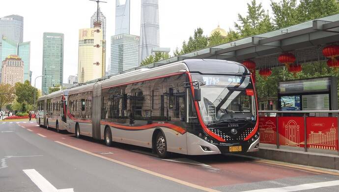 【临港一周观察】上海"新71路"brt已基本建成并上路试运营,盼了太久了