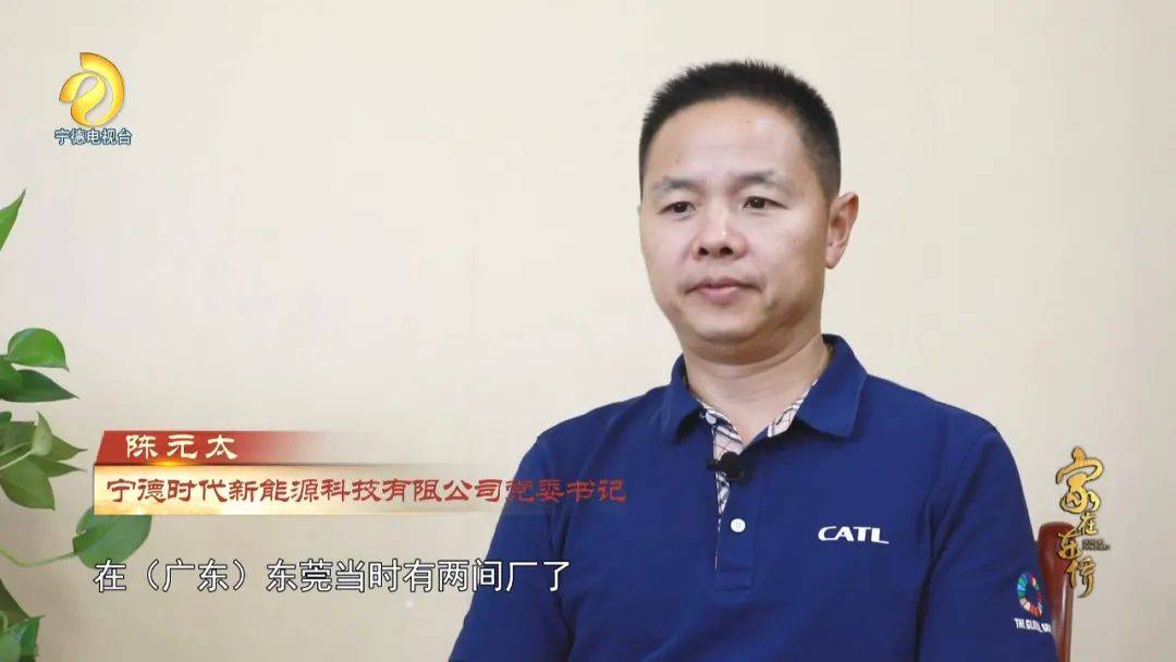 东侨经济总量_经济发展图片(2)