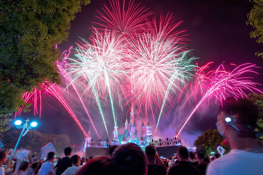 起「夜方特·夜狂欢」迎新跨年·厦门方特梦幻王国·夜场烟花秀一日游