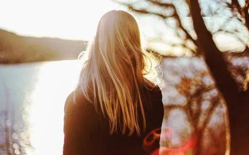 怎么样挽回男朋友的心 a8881ac09f964fe1b954d724c1a9cceb.jpeg