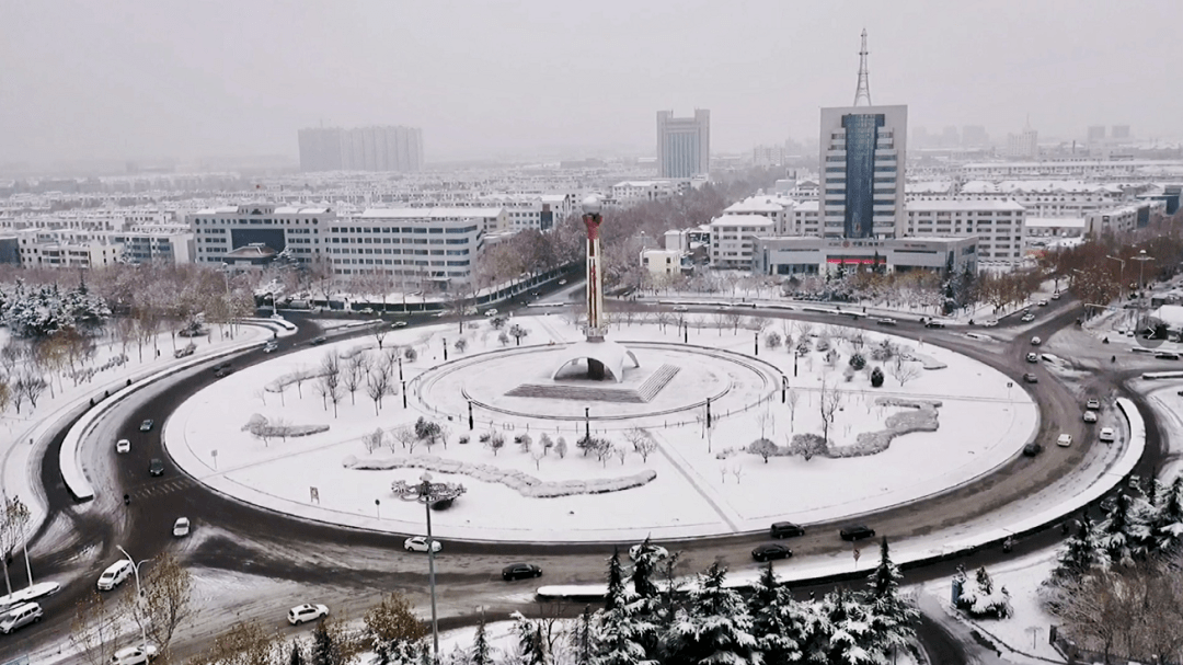 好美打卡雪后的桓台转盘少海红莲湖