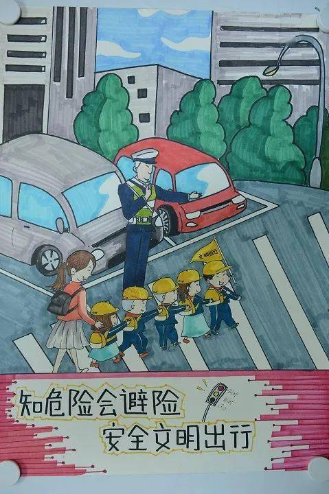 【交通安全】小小画家挥毫泼墨 用画笔绘制交通安全