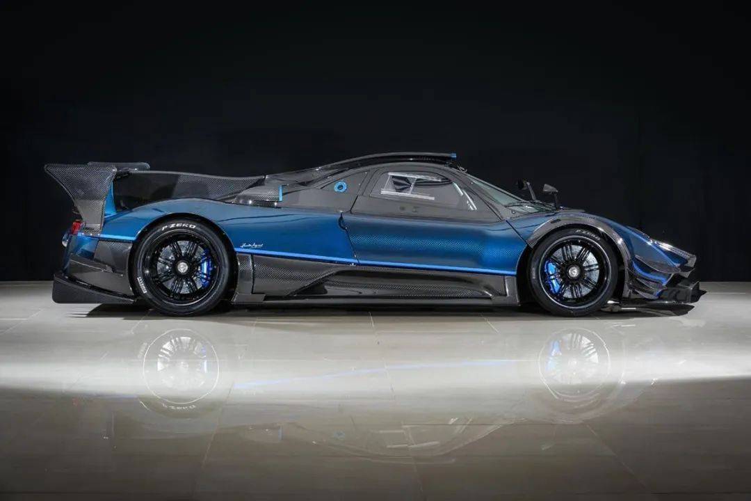 帕加尼 zonda r evo