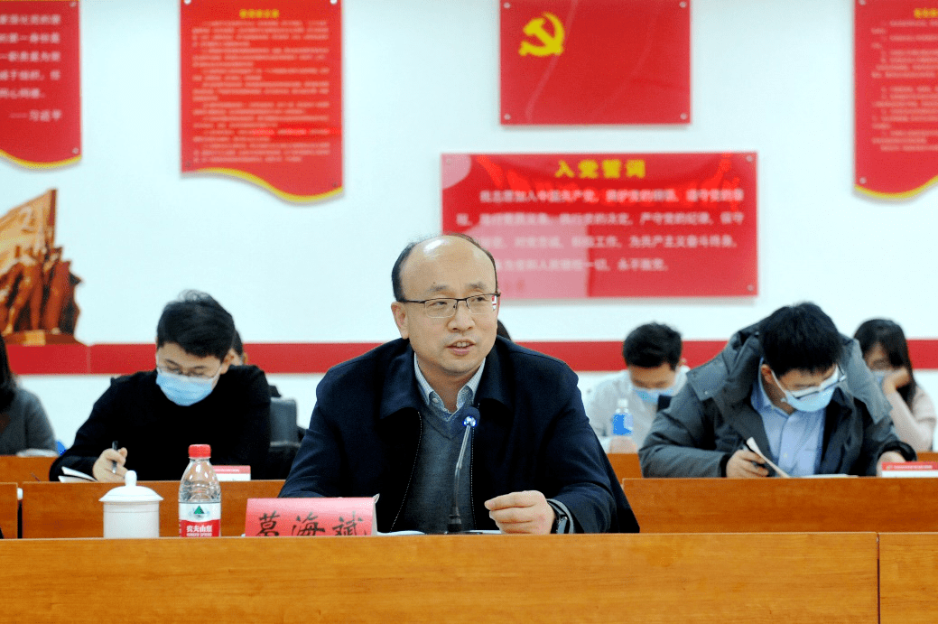 葛海斌同志充分肯定了行动学习的成效及各组项目成果,勉励全体学员:01