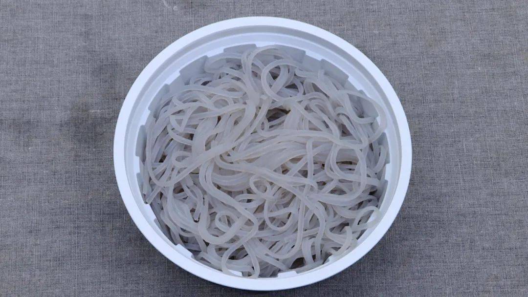 来自"长寿之乡"巴马的旱藕粉,爽滑筋道,喷香入味,你吃过吗?