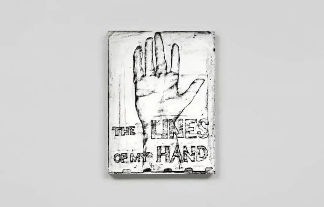 回想起来,这个展览最有意思的是展出了1970年代的几张照片,这让我们对