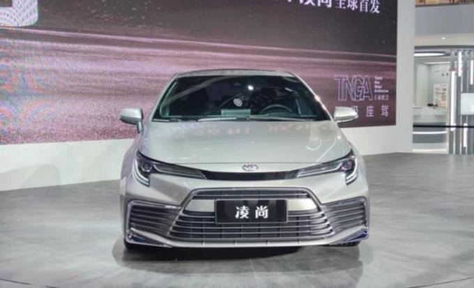 新车上市新款2021轿车,新款车型上市2021图片 2021年重磅轿车大盘点!国产gti,红旗h7,全新奔驰c领衔