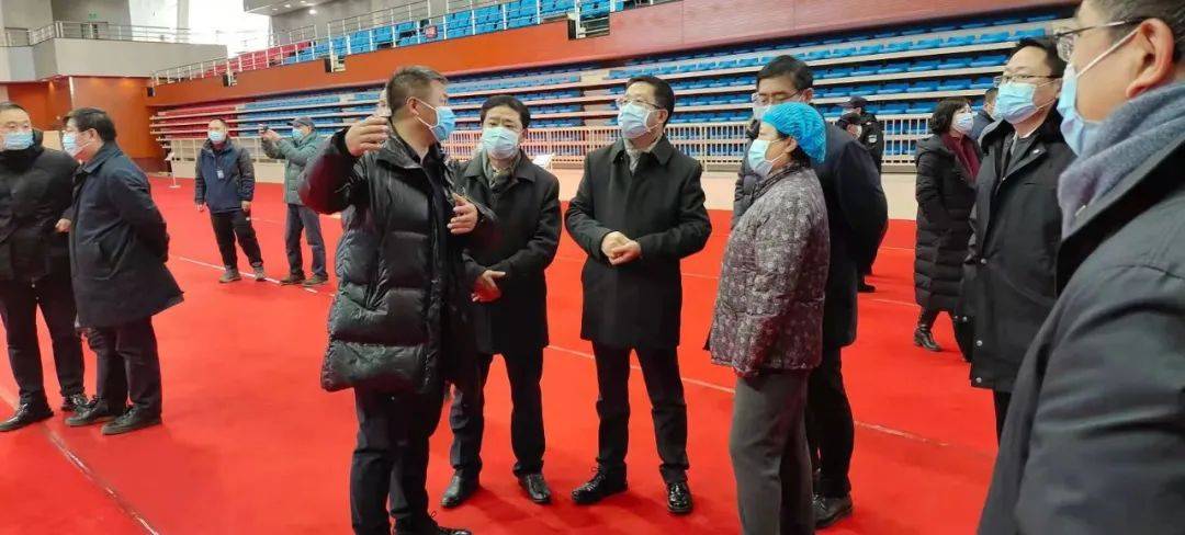 沈北新区区委书记闻然深入一线检查核酸检测工作