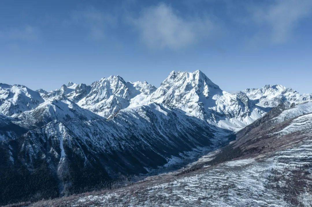 连绵150公里,这是全世界公认最美的雪山