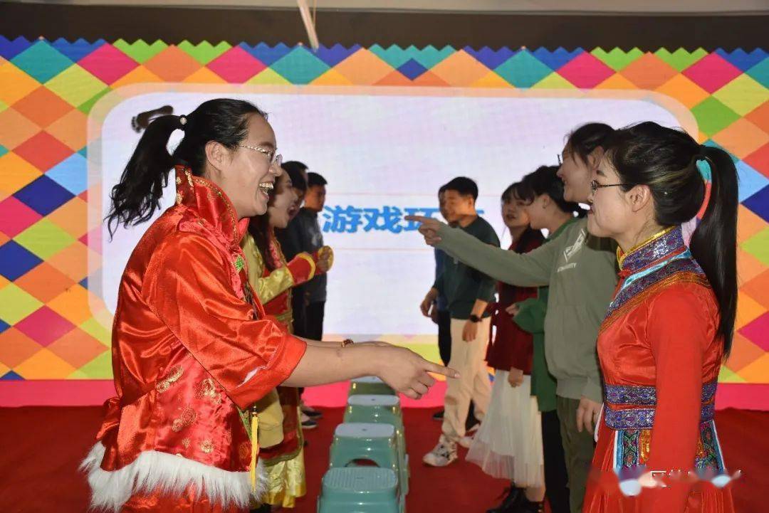民族团结简谱_民族团结手抄报(3)