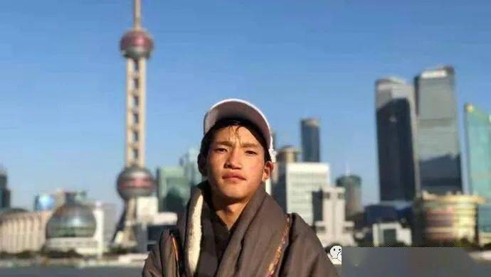 藏族有多少人口2021_北流隆盛镇有多少人口