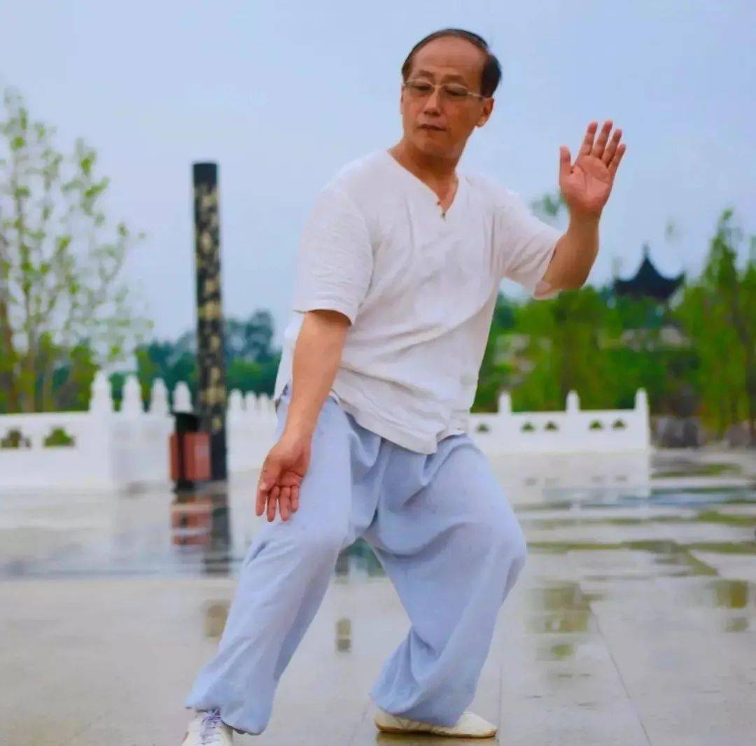 桩功三步功法解密,真传一句话,一试便知!