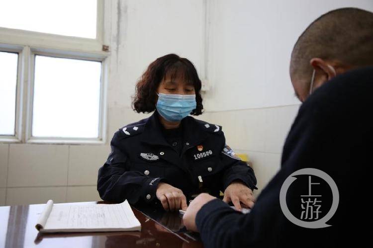 致敬警察节丨民警"胡娘娘:高墙内的"灵魂拯救师"