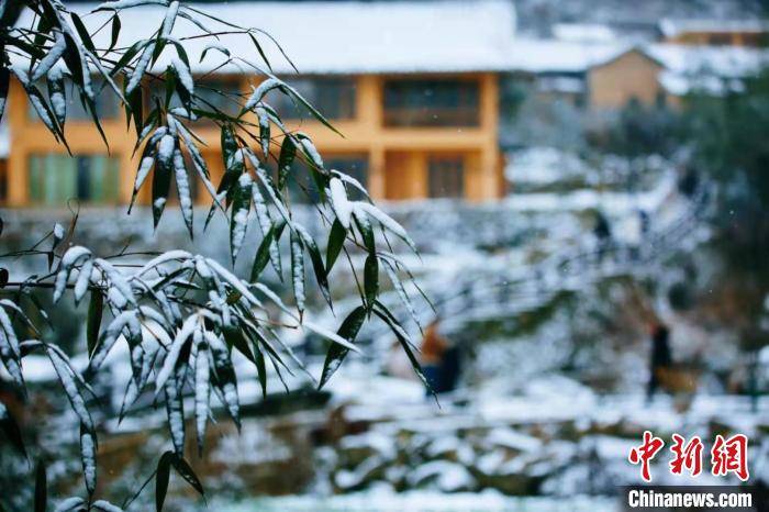 浙西南“雪景山居图”：800余年古村落遇见新年首雪