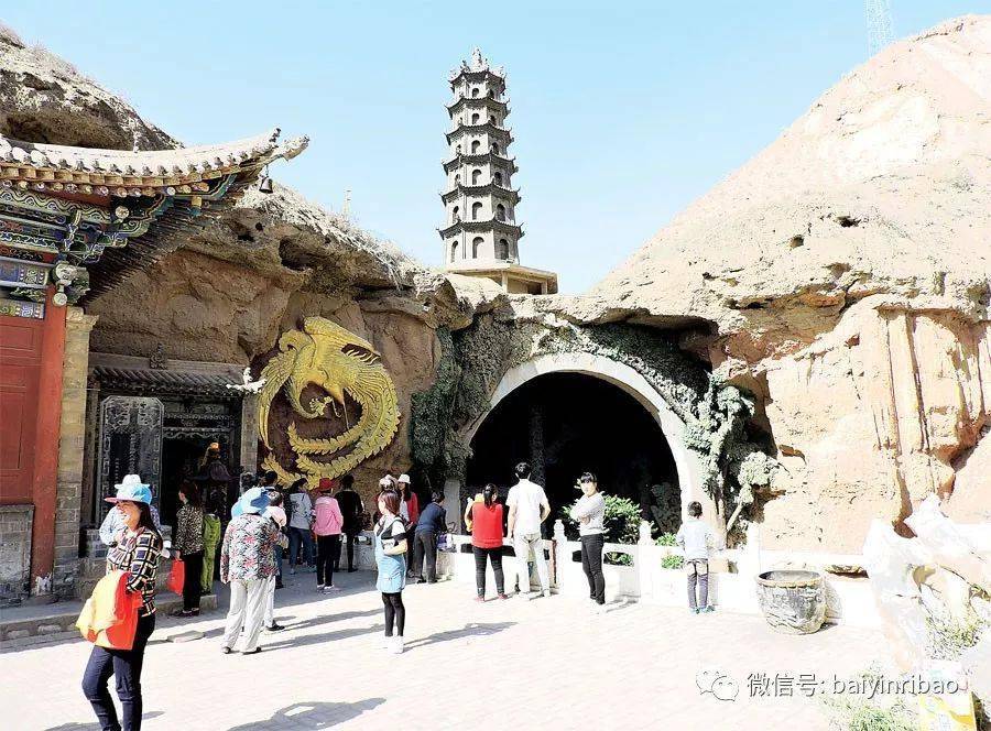 靖远县东湾镇:打造水岸三合 建设富裕乡村