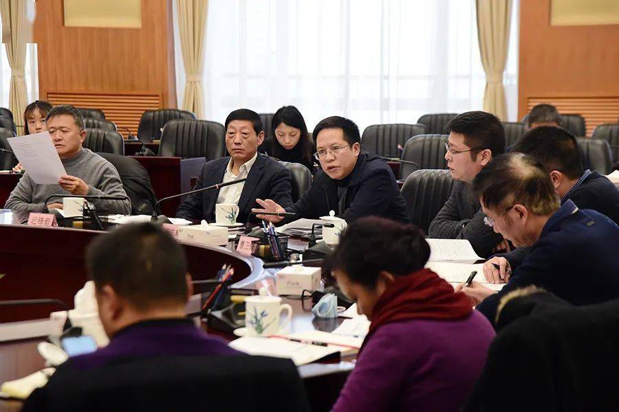 黄金算经济总量吗_世界经济总量图片