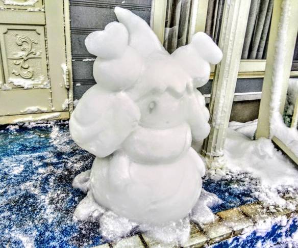 雪人版的胖虎!岛国堆雪人职人"一人雪人祭典"作品