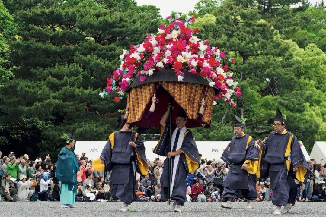 去祭祀里面寻找最传统的日本