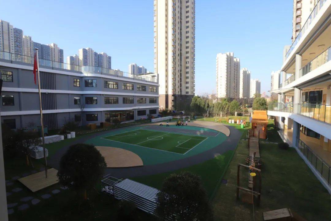 育兰国际幼儿园由杭州树兰教育集团投资建设,为该品牌首站入驻我省,是