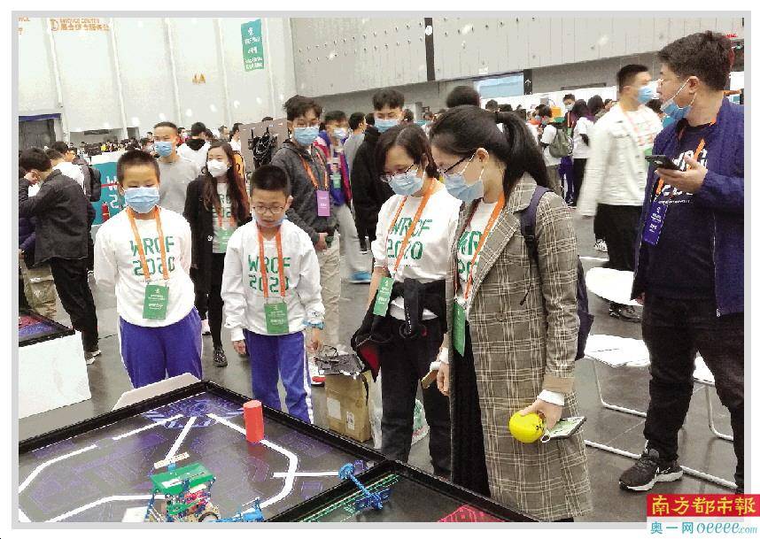 总决赛|两名五年级学生备战一个月 拿下世界机器人“奥林匹克”一等奖