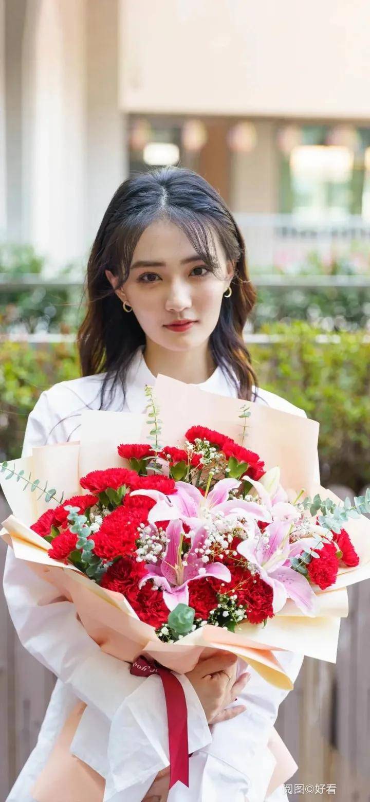 美女明星图集,总有一张是你喜欢的!_徐璐
