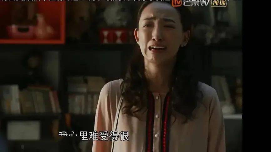 演起这种风情万种又笑里藏刀的坏女人,真是丝丝入扣.