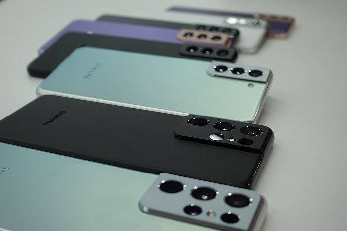 系列|三星Galaxy S21系列快速上手:最佳手感和安卓顶配机皇来了