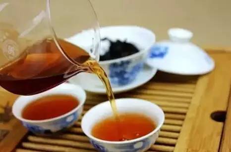 茶叶能不能泡两天 aad015d6ac0f4443b40a5a0d3cb1cb39.jpeg