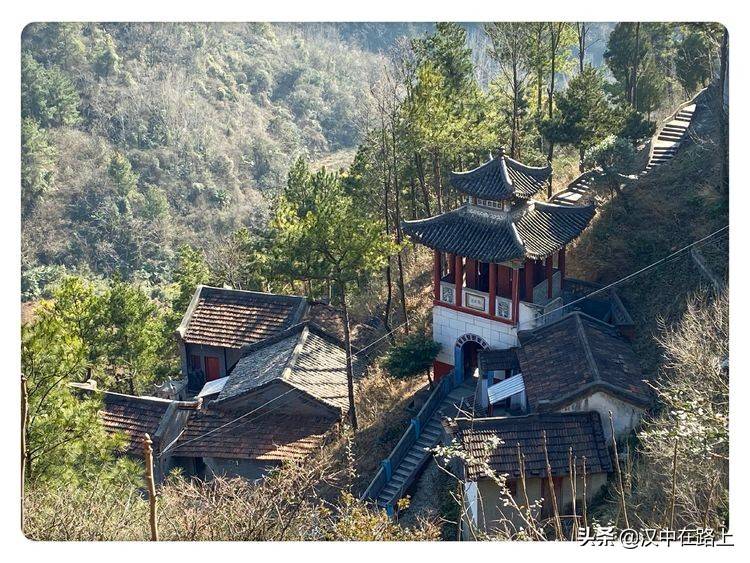 汉中花果山中藏着个北海道观,是个观光休闲的好去处