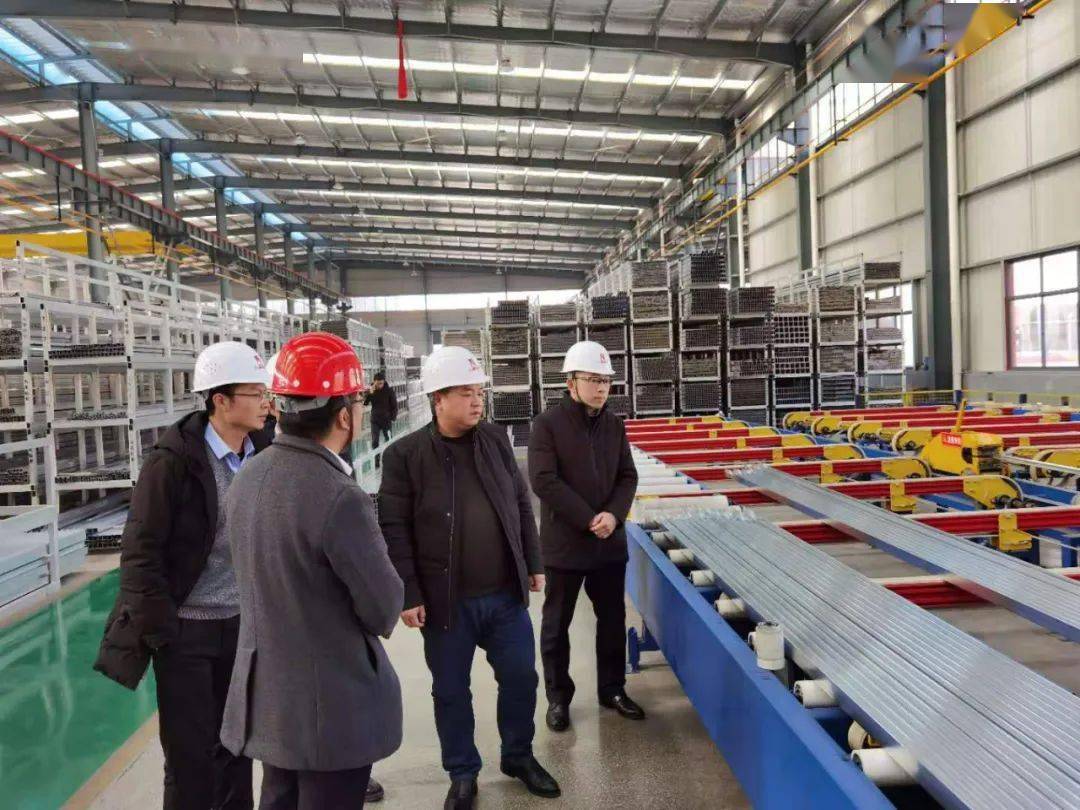 六盘水县区2021gdp_六盘水夜景2021(2)