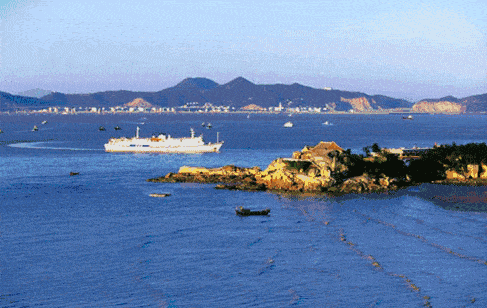 下铺 400元) 【全程60-69岁间退75元,70周岁以上退150元】  行程特色