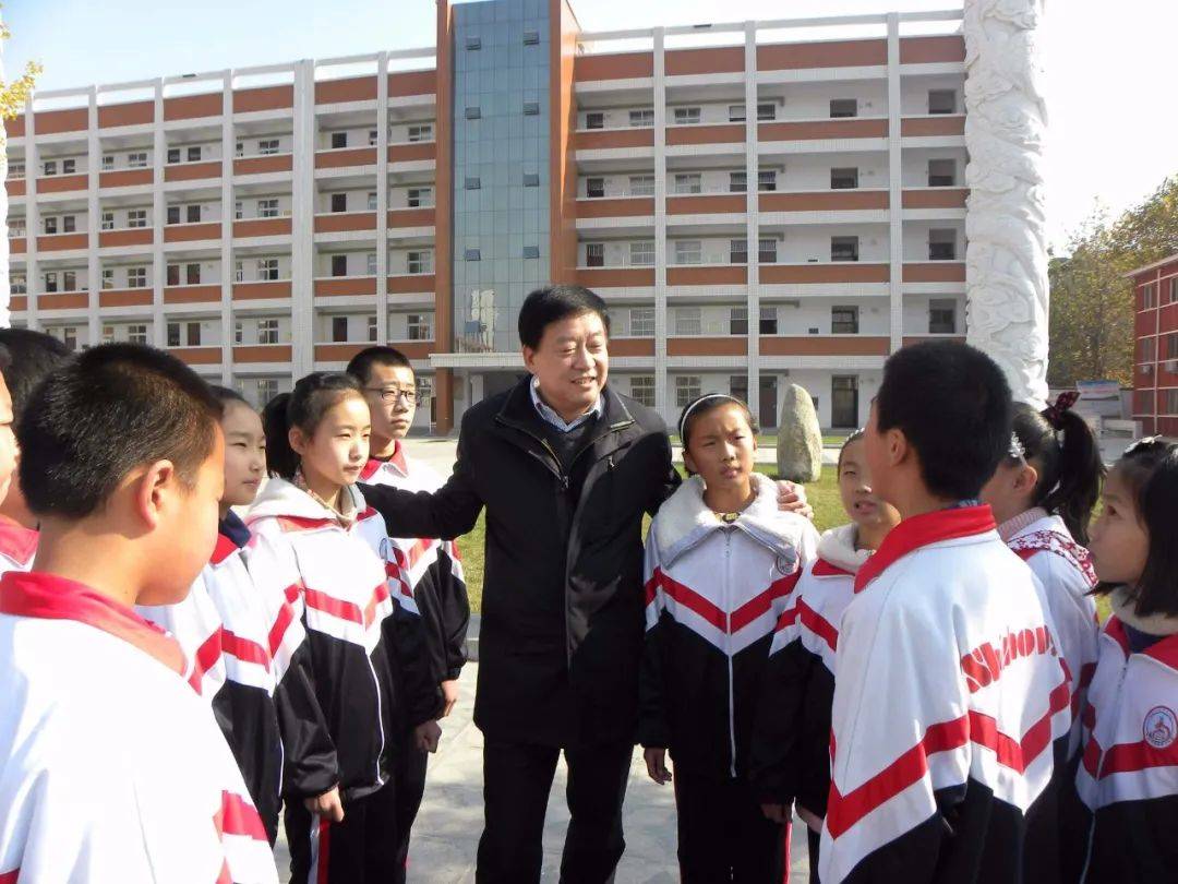 濮阳市油田第十中学 方建奇