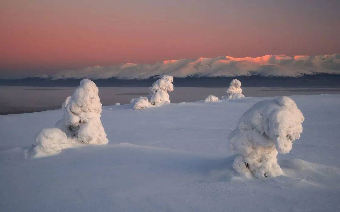 让世界安静一会,是雪的使命.100张最美的冰天雪地