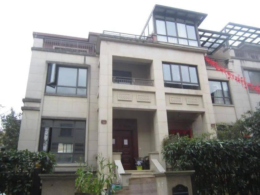 排屋"1块钱"起拍!平水,袍江,镜湖等区域12套住宅本月将拍卖