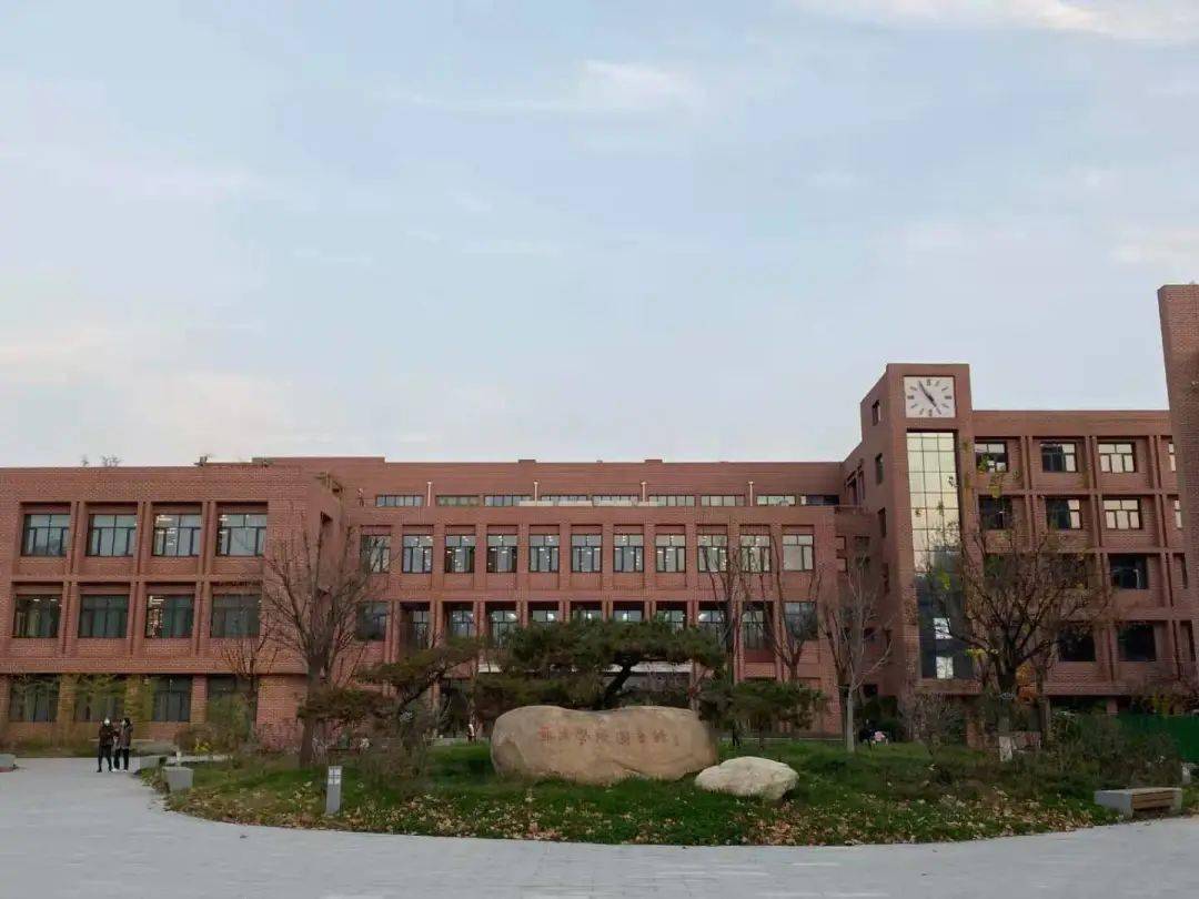 什么山财大东方学院的地标还能这么玩