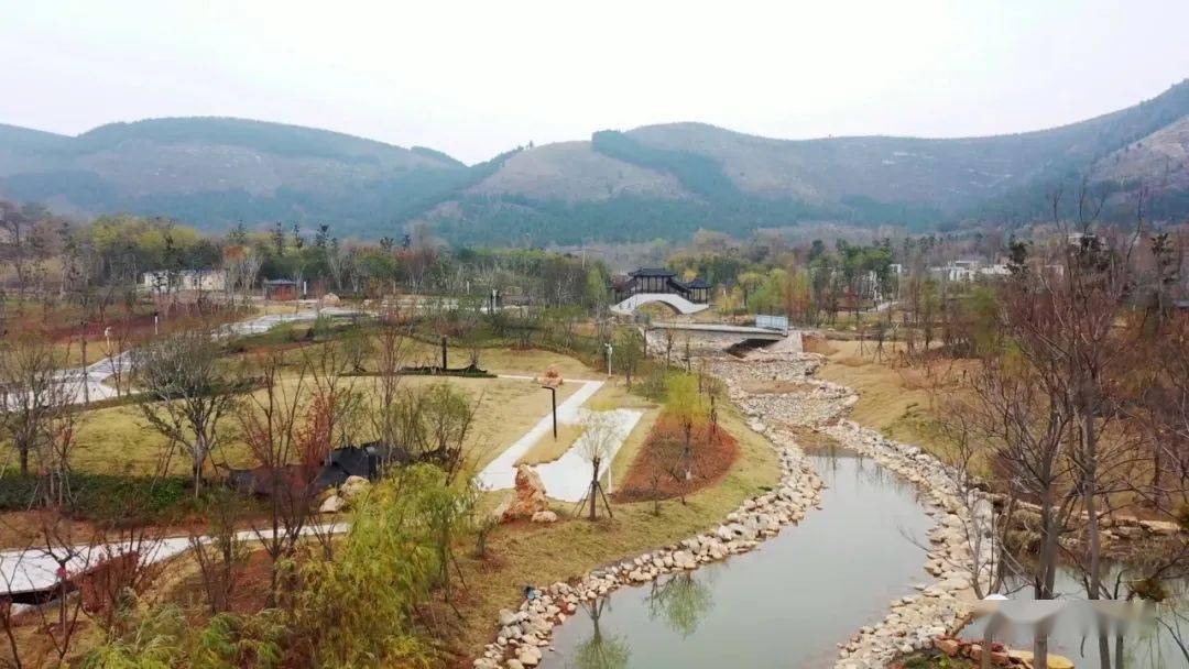 西园 预计今年五月份开园 萧县植物园总面积约41万平方米 就在凤山