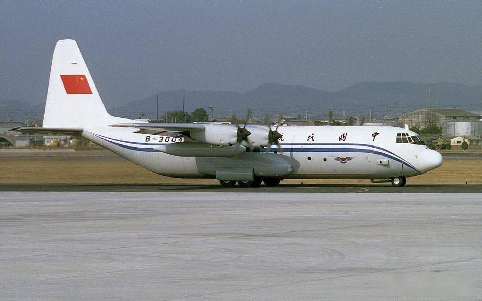 中国民航曾经装备过美国的c130运输机