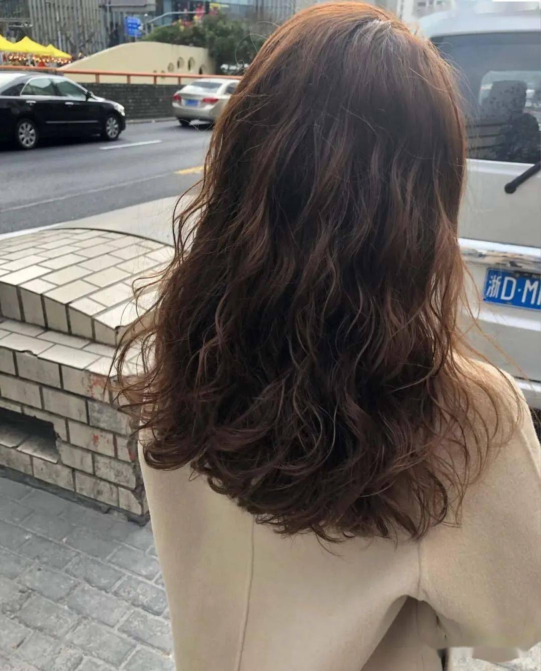 2021年 " 八大热门网红烫发 "