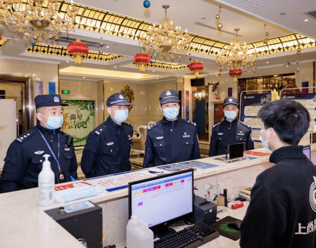 为春节营造平安和谐环境,泰顺公安在行动～_手机搜狐网