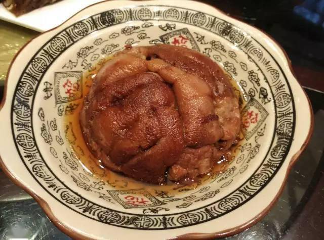 肘子扣碗