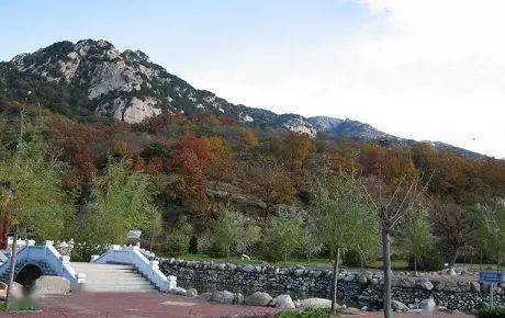 地址:北京市石景山区京原路55号 门票:免费 昌平区 地址:北京市昌平