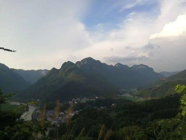 腊月赶场大兴寨_水库