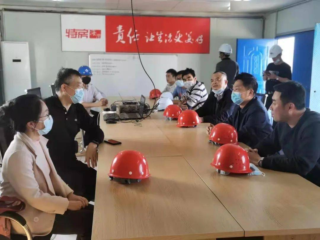 市教育局吴亿年副局长莅临厦门六中同安校区建设现场检查指导