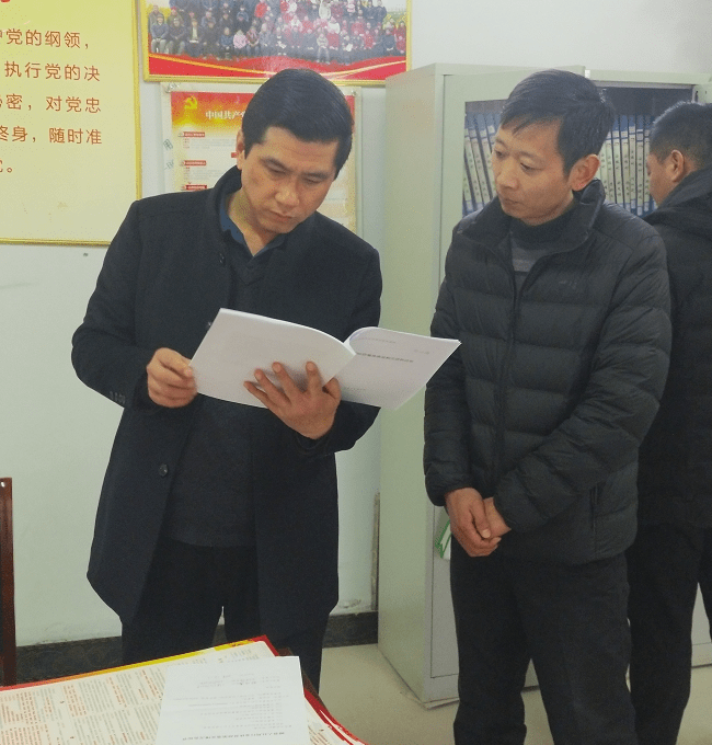 睢县县委副书记龚学超到董店乡安楼村开展"三·五" 基层工作日活动