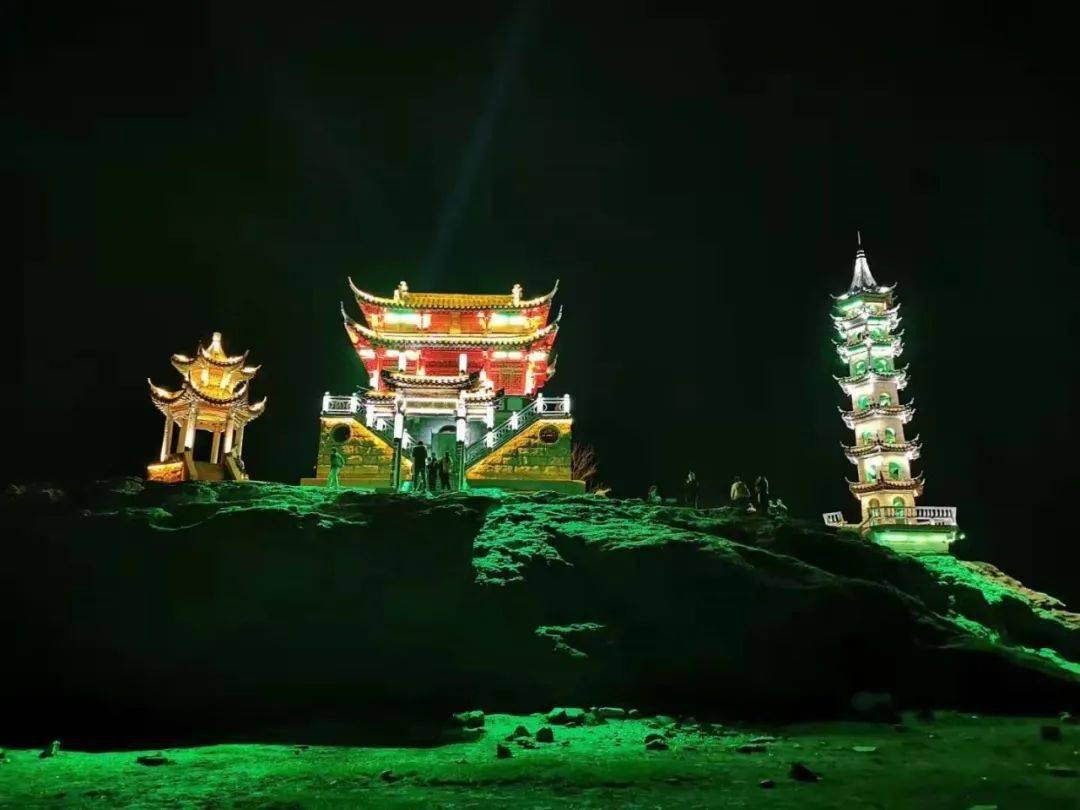 落星墩夜景美翻了!还不快去看看 !