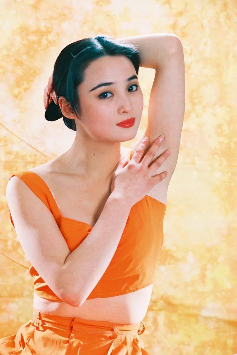 演员蒋勤勤