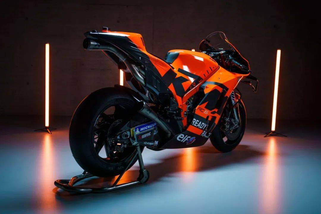 高清图 | ktm rc 16 motogp 赛车